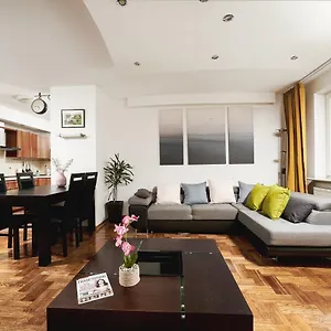  Апартаменты Lumina Spacious Near The Railway Station Польша